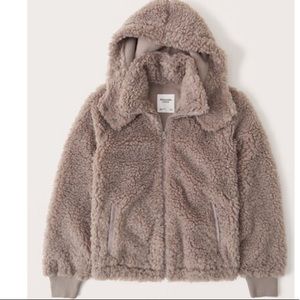 NWOT Abercrombie Sherpa Full Zip Jacket Grey Medium